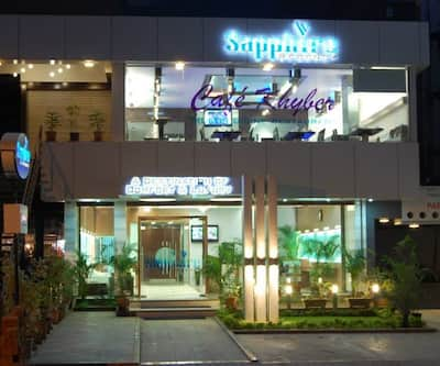 https://imgcld.yatra.com/ytimages/image/upload/t_hotel_yatra_city_desktop/v1479718879/Domestic Hotels/Hotels_Vadodara/Sapphire Regency/Overview.jpg